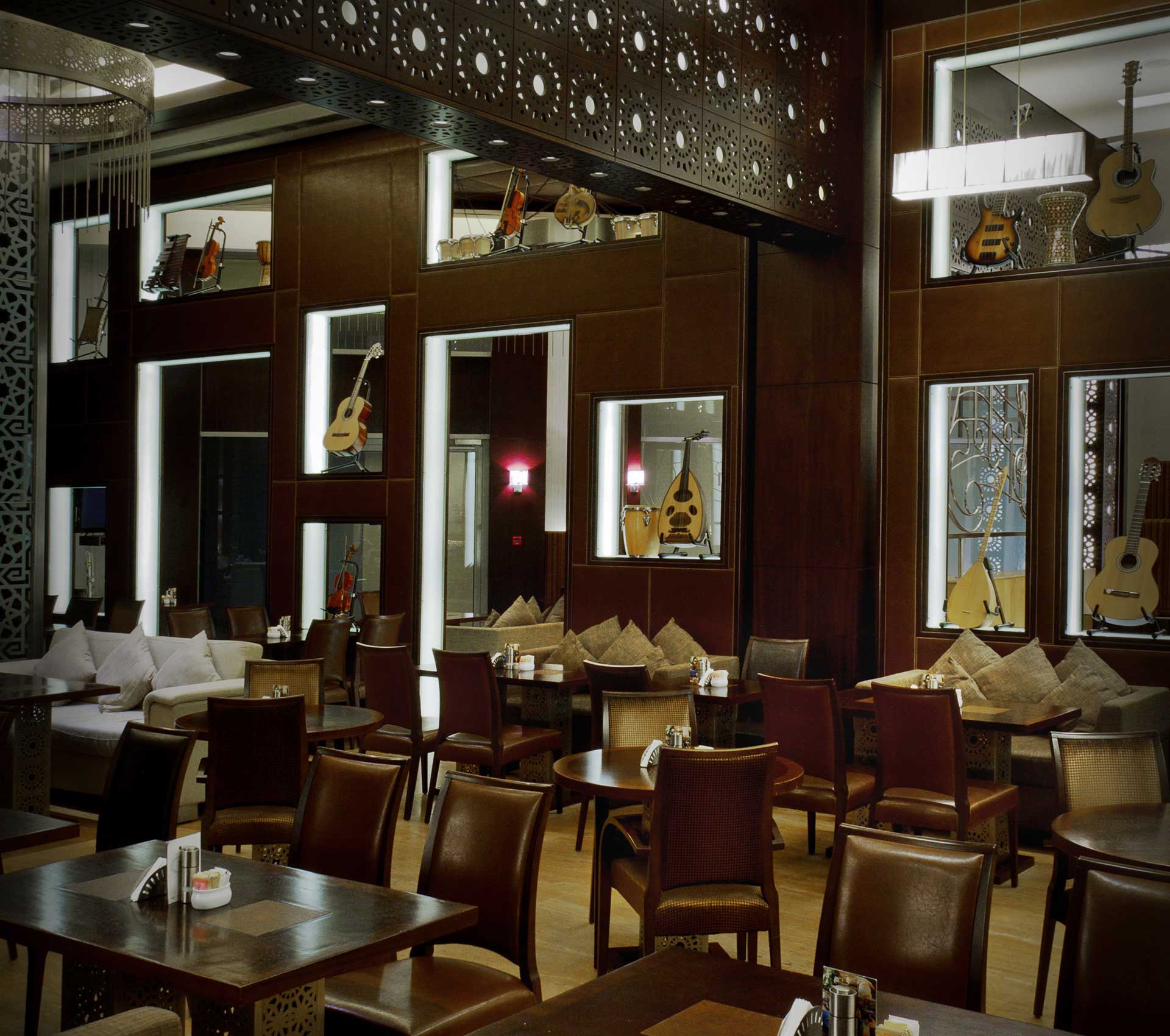 artica_ORCHESTRA-restaurant-HERO-1920